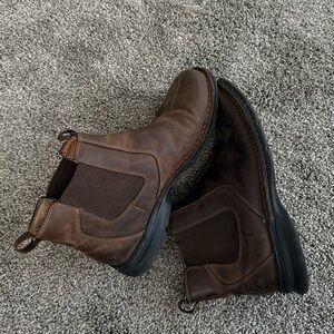 Men’s size 10.5 Clarks Brown Chelsea Boots